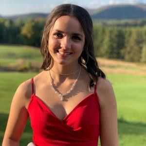 Meet your Posher, Alexandra